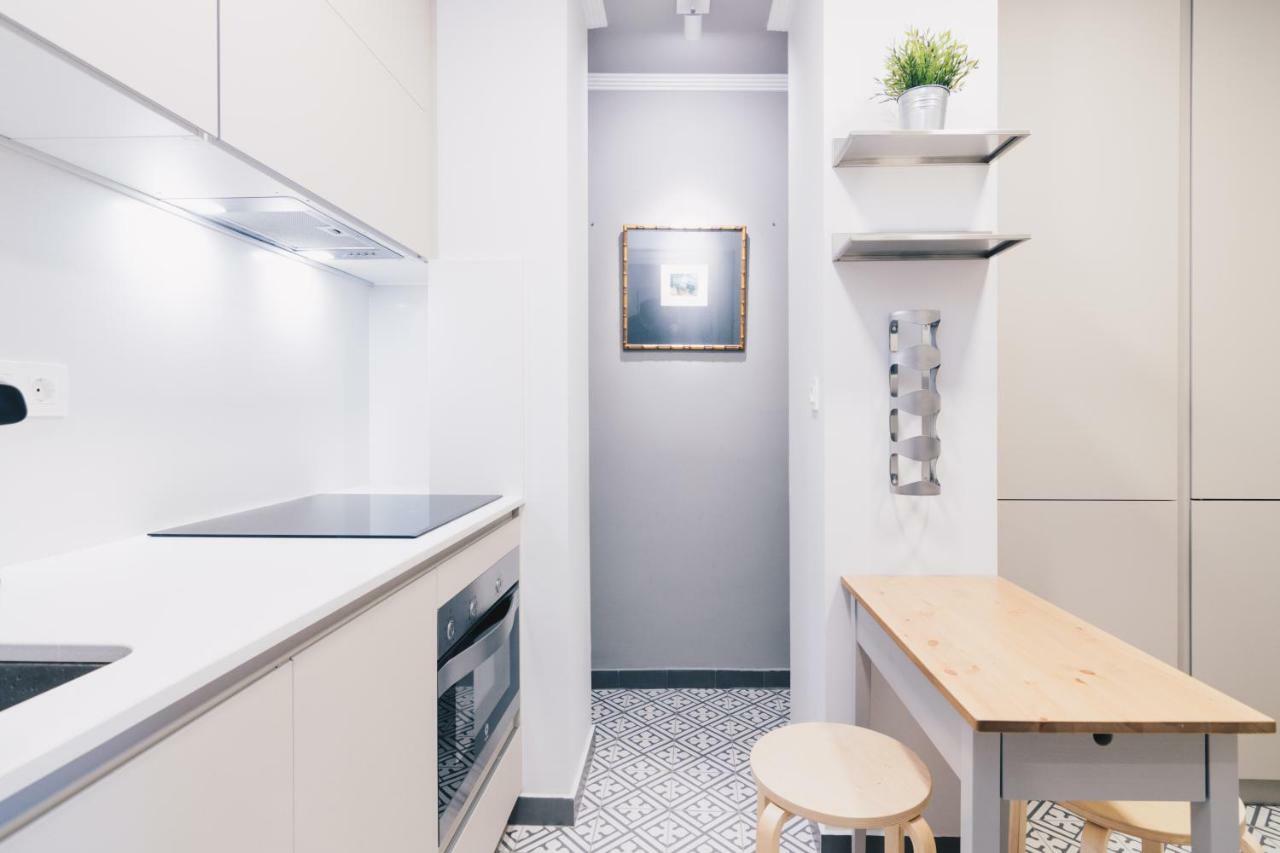 Gran Via Apartment By People Rentals ビルバオ エクステリア 写真