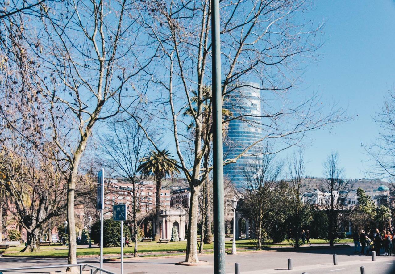 Gran Via Apartment By People Rentals ビルバオ エクステリア 写真